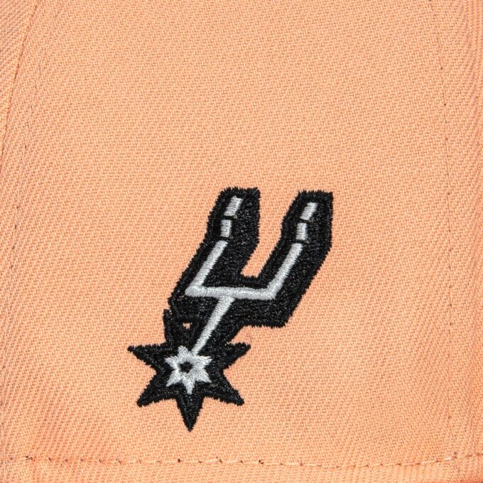 New Era 59Fifty 2023 City San Antonio Spurs Logo Patch Hat – Peach Discount